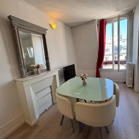 Colisée Champs Elysées Apartamento